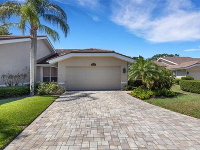 4044 PENSHURST PARK