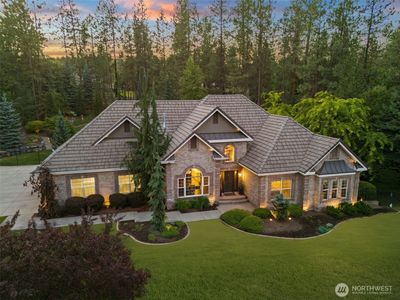 1611 E Heritage Lane