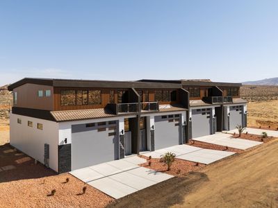 Property at 1324 E Lone Rock View Dr, Big Water, UT