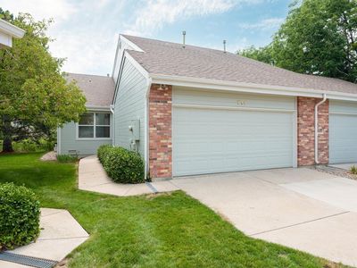 713 Shadowmere Ct