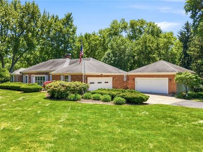 65 Redfern Dr