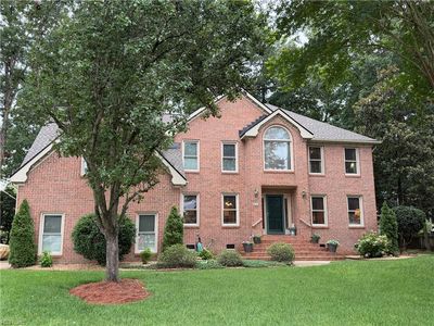 810 Hedgerow Ct