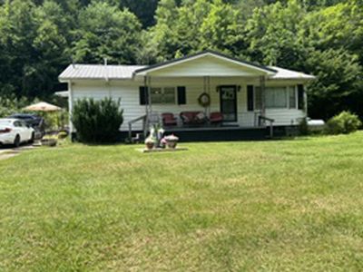 90 Glen Dr