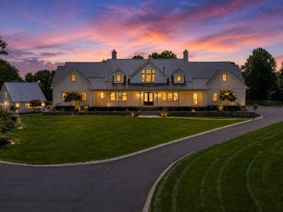 7 Homelands Dr