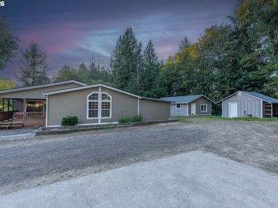 326 Holcomb Rd