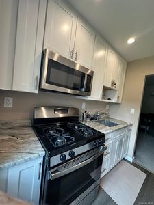 5 Oakdale Manor #B14