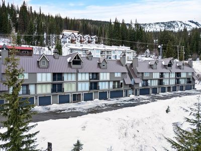 8705 Schweitzer Mountain Rd #206