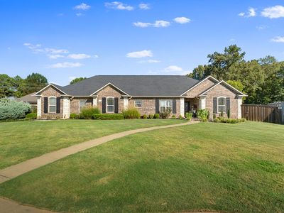 24 Lone Star Pkwy