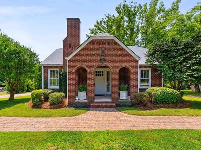 1302 E Rutherford St