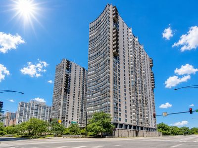 5701 N Sheridan Rd APT 6D