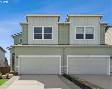 Property at 916 SE Rosebud Ct, Forest Grove, OR
