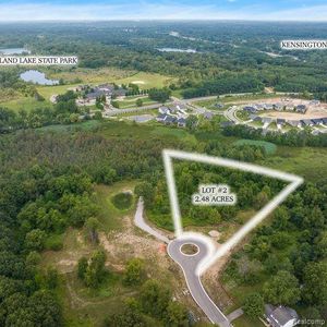 Property at 60672 Town Square St, New Hudson, MI