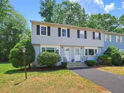 6 Christopher Dr APT 1