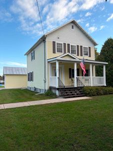 221 Bridge St