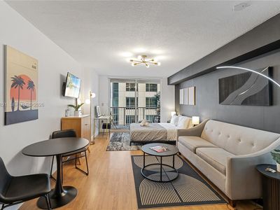 1200 Brickell Bay Dr APT 1816