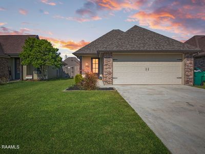 105 Adler Pl
