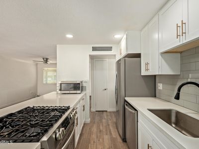 Property at 1724 W Voltaire Ave, Phoenix, AZ