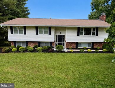 6410 Candlewicke Ct