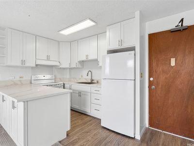 737 Olokele Ave APT 1106