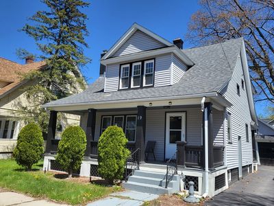 19 Greenbrier St