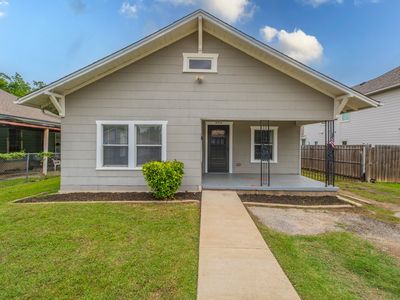 2714 NW 26th St
