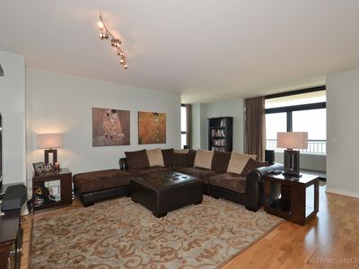 1160 S Michigan Ave APT 3107