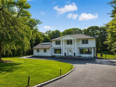 97 Buttonwood Dr