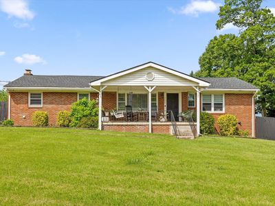 3600 Lake Vista Dr