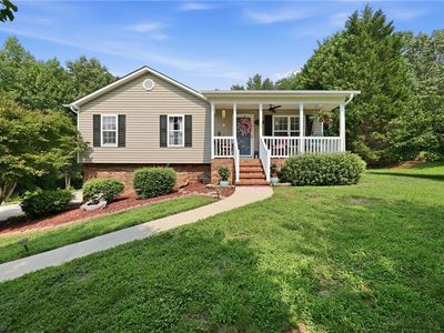 270 N Bridgewater Rd
