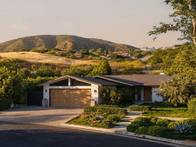 6328 Paseo Canyon Dr