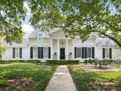 2439 Stanmore Dr