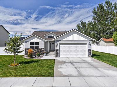 902 Alpine Ave