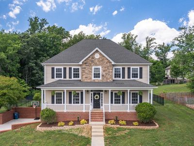 1075 Hooper Woods Dr