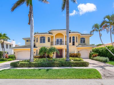 879 NE Orchid Bay Drive