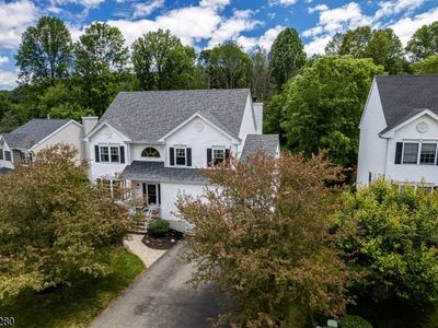 8 Steeplechase Way