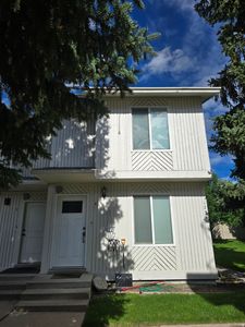 1273 N 400 E APT 4