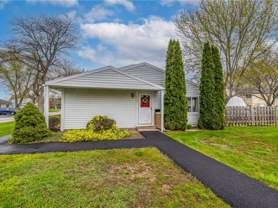 107 Norwich Dr