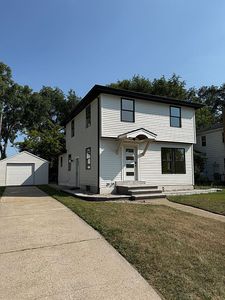 1218 Woodlawn Blvd