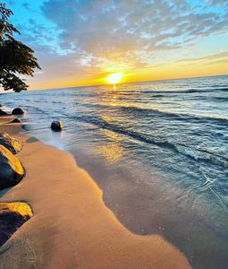 5063 Country Club Beach ROAD