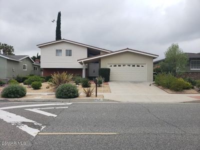 5607 Lake Lindero Dr