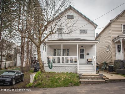 44 Richmond St