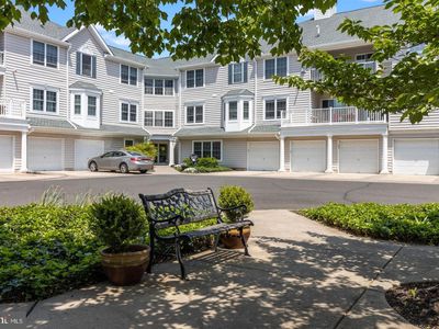 42 W College Ave APT 319