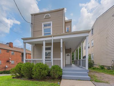 2787 Montana Ave