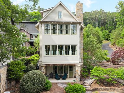 11 Turtle Point Dr