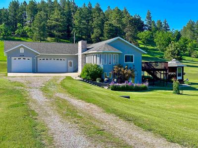 1129 Foothills Rd
