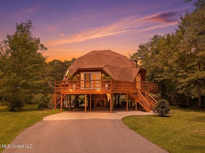 9017 W Simmons Cir