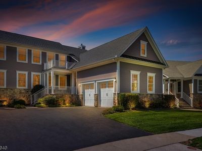 84 Bedford Dr