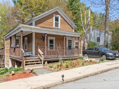 215 N Main St