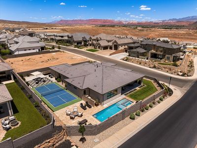 1525 W Belayer Dr