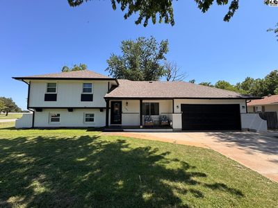 1005 E 32nd Ave